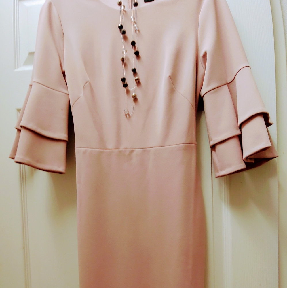 Ivanka Trump Work  Dress with Blk Belt